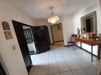 Spacious Single-Story House for Rent in Santa Ana Pozos Residential Area