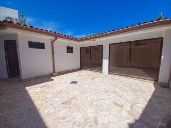 Detached House for Sale in Residential Rohrmoser Detached House for Sale in Residential Rohrmoser