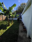 Land for sale with 1 house and 1 apartment, Heredia Center, single-story.