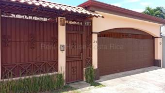 Se alquila casa en Pozos Santa Ana 27-454