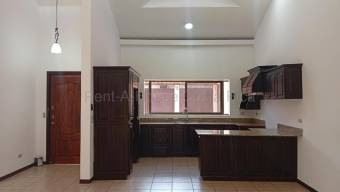 Se alquila casa en Pozos Santa Ana 27-454