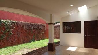 Se alquila casa en Pozos Santa Ana 27-454