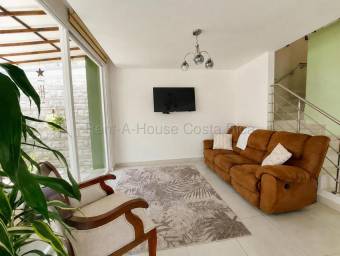 Se alquila casa en La Ribera Belén 27-463 Se alquila casa en La Ribera Belén 27-463