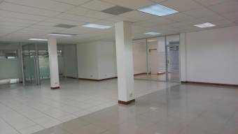 Se alquila local comercial en Sanchez Curridabat 24-945 Se alquila local comercial en Sanchez Curridabat 24-945