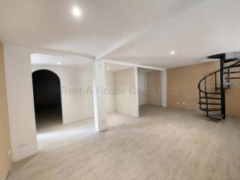 Se vende local comercial en Escazú Centro 27-448, $ 709,000, 3, San José, Escazú