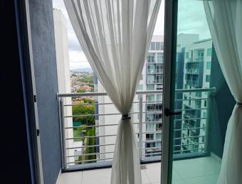 Furnished apartment for rent in Cinco Esquinas, Tibás.