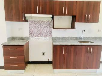 Venta de Casa en CONDOMINIO CIUDAD DEL VALLE en El Guarco-El Tejar. RAH 27-468