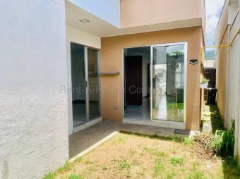 Venta de Casa en CONDOMINIO CIUDAD DEL VALLE en El Guarco-El Tejar. RAH 27-468