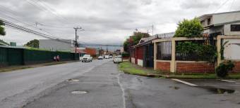 Venta de Bodega en Tibás, San José. RAH 27-424