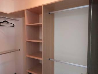 Venta de Apartamento en Avalon Country-Santa Ana. RAH 27-416