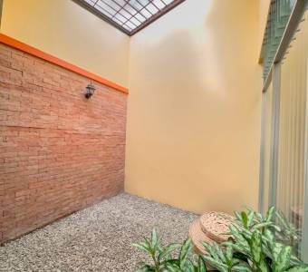 HEREDIA SANTA BARBARA VENDO CASA ₡89.000.000