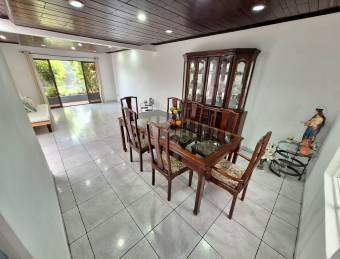 VENTA DE TERRENO CON 1 CASA Y 1 APARTAMENTO HEREDIA CENTRO 1 PLANTA