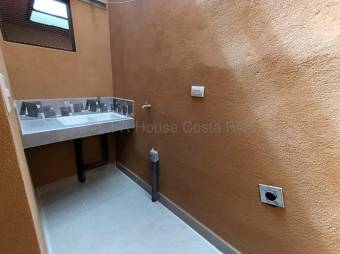 Alquiler de Apartamento para Estrenar en San Vicente de Moravia. RAH 27-464