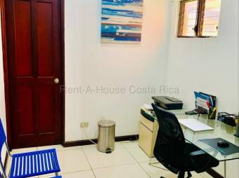 Venta de Casa en Condominio Brasil de Santa Ana. RAH 27-467
