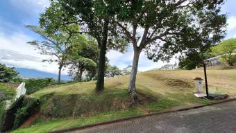  Se Vende Lote en Condominio Altamira Colón, Mora, San José