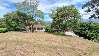  Se Vende Lote en Condominio Altamira Colón, Mora, San José
