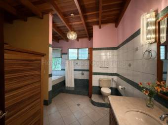 Venta de Casa en San Isidro de Heredia. RAH 27-441