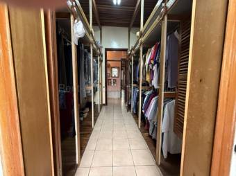 Venta de Casa en San Isidro de Heredia. RAH 27-441