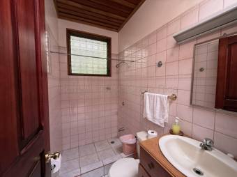 Venta de Casa en San Isidro de Heredia. RAH 27-441