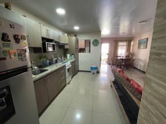 Venta de Casa en Zapote, San José. RAH 27-438