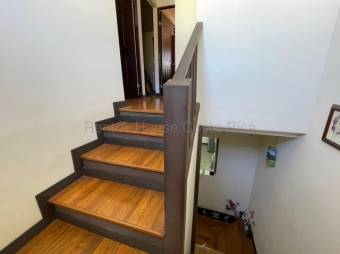 Venta de Casa en Zapote, San José. RAH 27-438