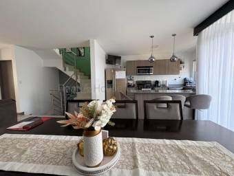 Venta de Casa en Santo Domingo-San Miguel, Heredia. RAH 27-483 Venta de Casa en Santo Domingo-San Miguel, Heredia. RAH 27-483
