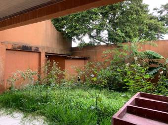 Se Vende Casa en urbanización Biamonte Vásquez de Coronado, San Isidro, San José
