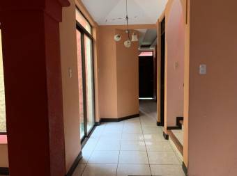 Se Vende Casa en urbanización Biamonte Vásquez de Coronado, San Isidro, San José