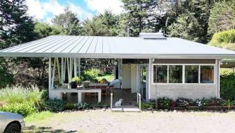 Venta de Quinta AMUEBLADA en Dota-Jardín. RAH 27-444