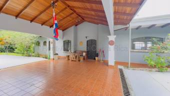 Venta de Casa AMUEBLADA en Poás-Carrillos de Alajuela. RAH 27-491