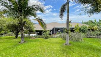 Venta de Casa AMUEBLADA en Poás-Carrillos de Alajuela. RAH 27-491