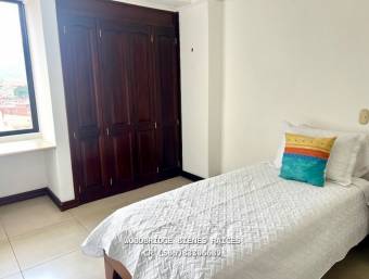 Escazú apartamento en alquiler Trejos Montealegre /2 dormitorios