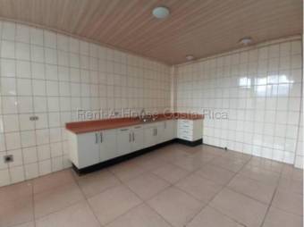 Alquiler de Bodega  APTO en Belén-La Asunción. RAH 27-489