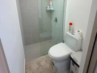 Alquiler de Apartamento Moderno AMUEBLADO en San Sebastián, San José. RAH 27-461