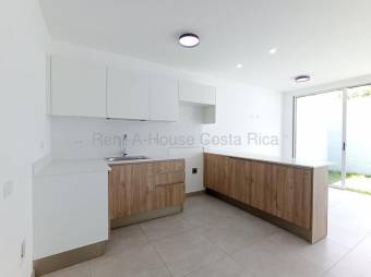 Alquiler de Casa en Santo Domingo-San Vicente, Heredia. RAH 27-465