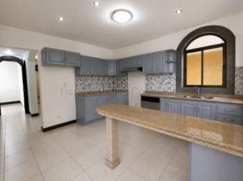 Venta de Casa Adosada en Ulloa-Heredia. RAH 27-505 Venta de Casa Adosada en Ulloa-Heredia. RAH 27-505