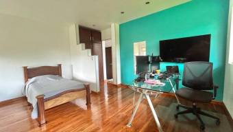 Venta de Casa de Lujo en Calle El Bajo-La Guácima de Alajuela. RAH 27-504 Venta de Casa de Lujo en Calle El Bajo-La Guácima de Alajuela. RAH 27-504