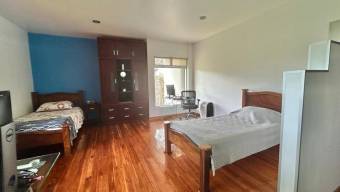 Venta de Casa de Lujo en Calle El Bajo-La Guácima de Alajuela. RAH 27-504 Venta de Casa de Lujo en Calle El Bajo-La Guácima de Alajuela. RAH 27-504