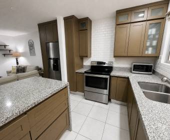 Casa de 2 plantas en venta en Condominio La Valencia, San Pablo de Heredia