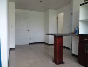 Se alquila apartamento en San Francisco Heredia 