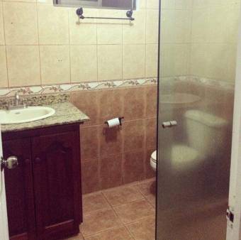 Seguro Apartamento en Barrio La Guaria