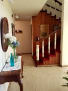 TERRAQUEA Casa en Zapote con 4 habitaciones y 210m2 de construcción en área residencial!