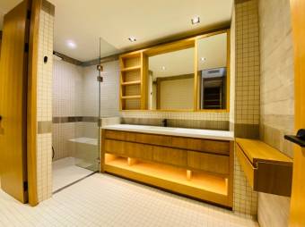 Nunciature / Luxurious 3 bedroom apartment / Comfort / Exclusive