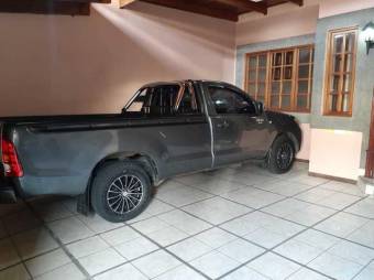 Hermosa Y Amplia casa