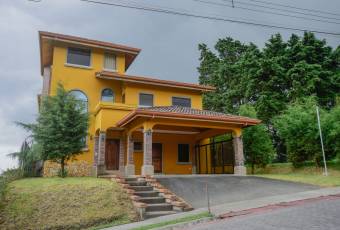 Venta de casa ubicada en  San José, Goicochea, Mata de Plátano