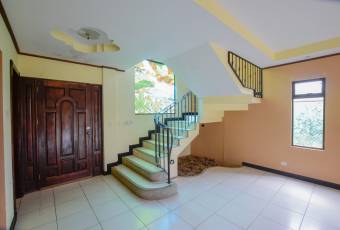 Venta de casa ubicada en  San José, Goicochea, Mata de Plátano