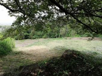 Lote con propiedad a la venta.A.L. 22-191