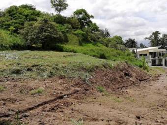 Lote con propiedad a la venta.A.L. 22-191