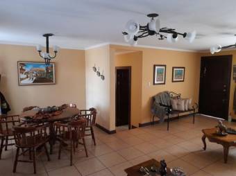 Venta de hermosa propiedad en San Vicente de Moravia. #21-877