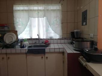 Linda casa a la venta A.L. 21-2189